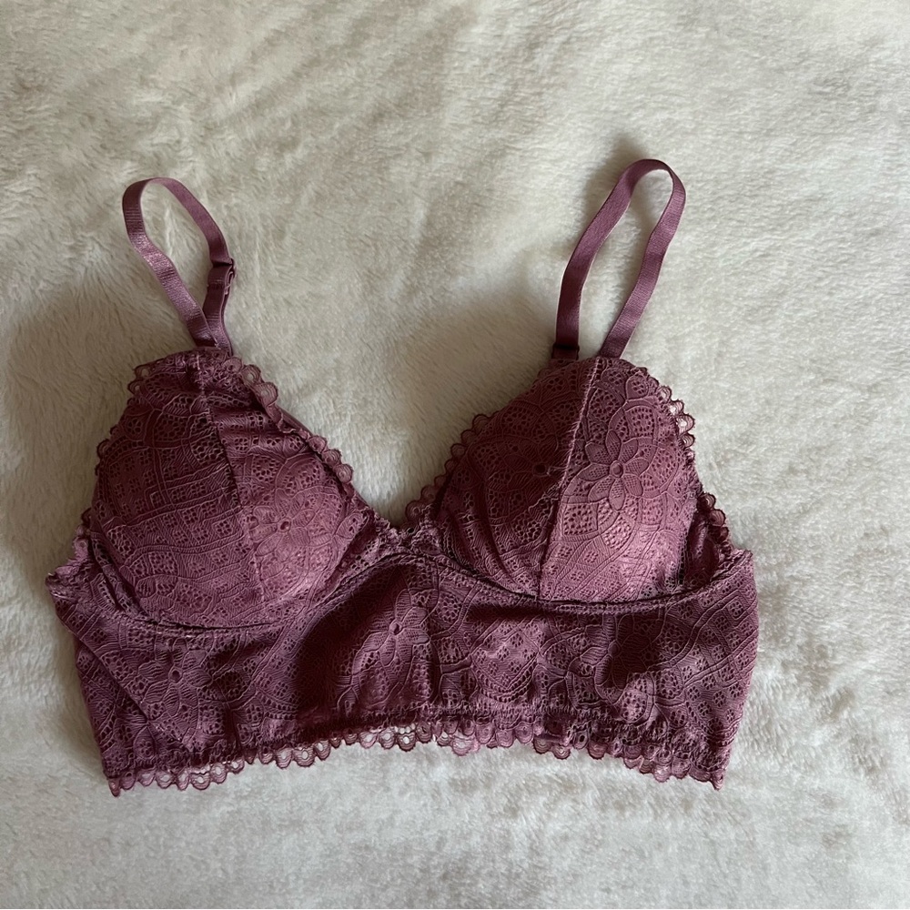Lacy Mauve Bralette - Picture 3 of 6